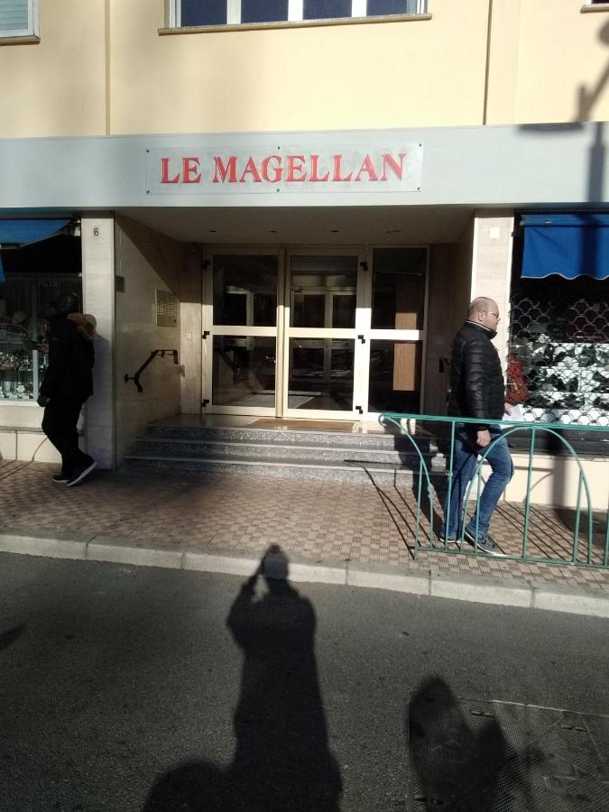 2 Pieces Idealement Placee Dans Le Centre Menton Eksteriør billede